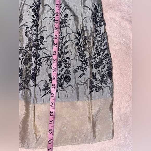 Embroidered Floral Shimmer Sheer Skirt - Picture 7 of 8